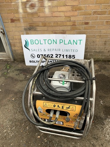 Jcb breaker pack - breaker, log